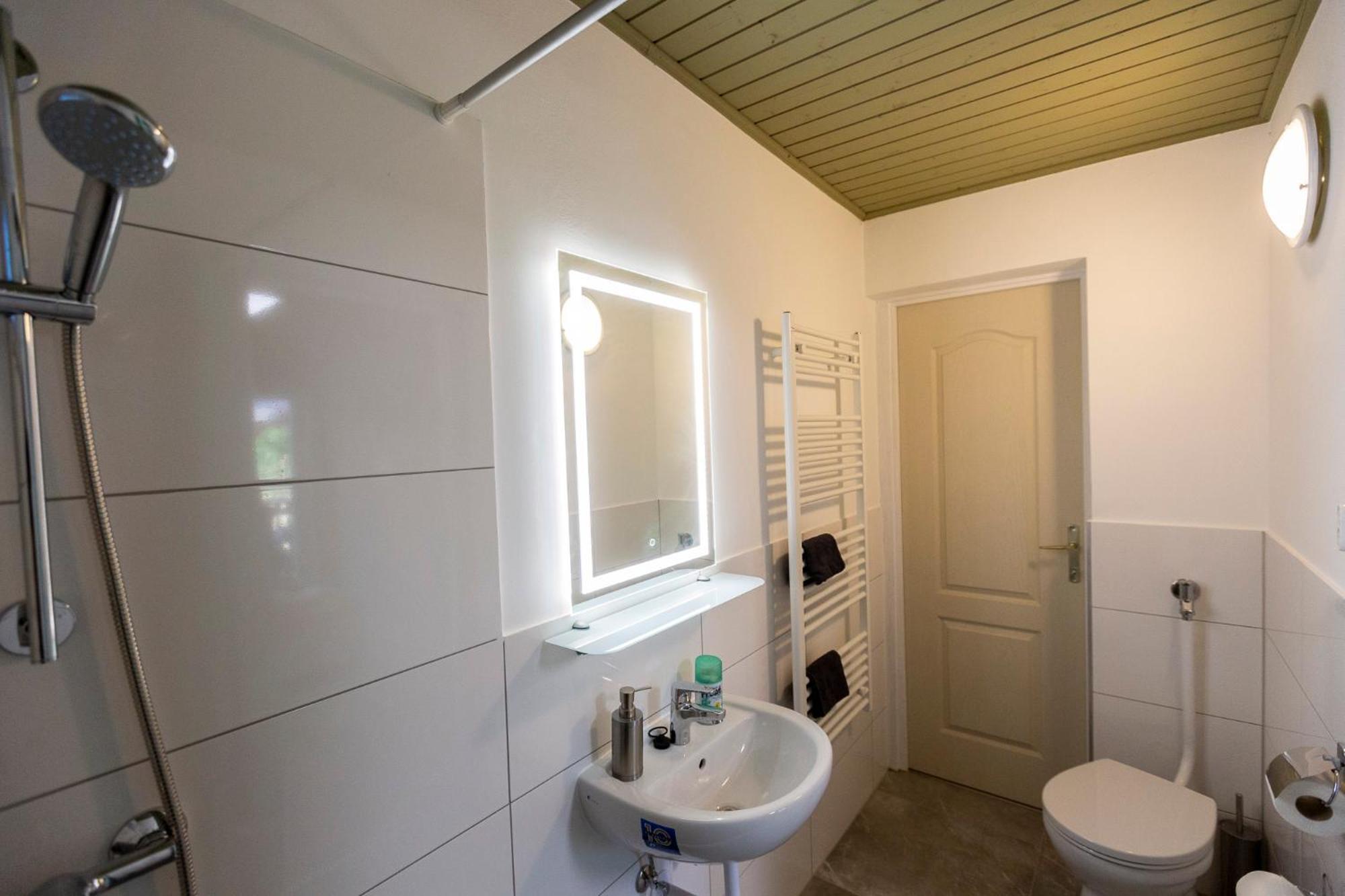 Park Apartman Sarrod Exterior photo
