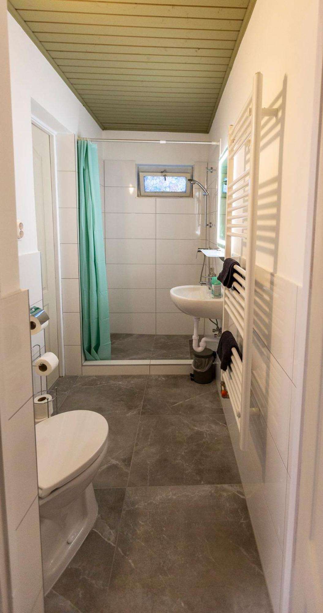 Park Apartman Sarrod Exterior photo